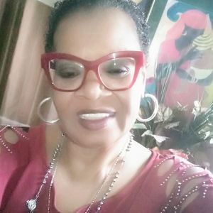 Meet your Posher, Rhonda